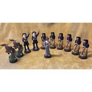 DHM 1993 Cowboy vs Indians Chess Western 11 Pc Set Bishop Queen Pawn Horse VTG
